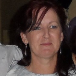 Profile picture of Elaine Davey